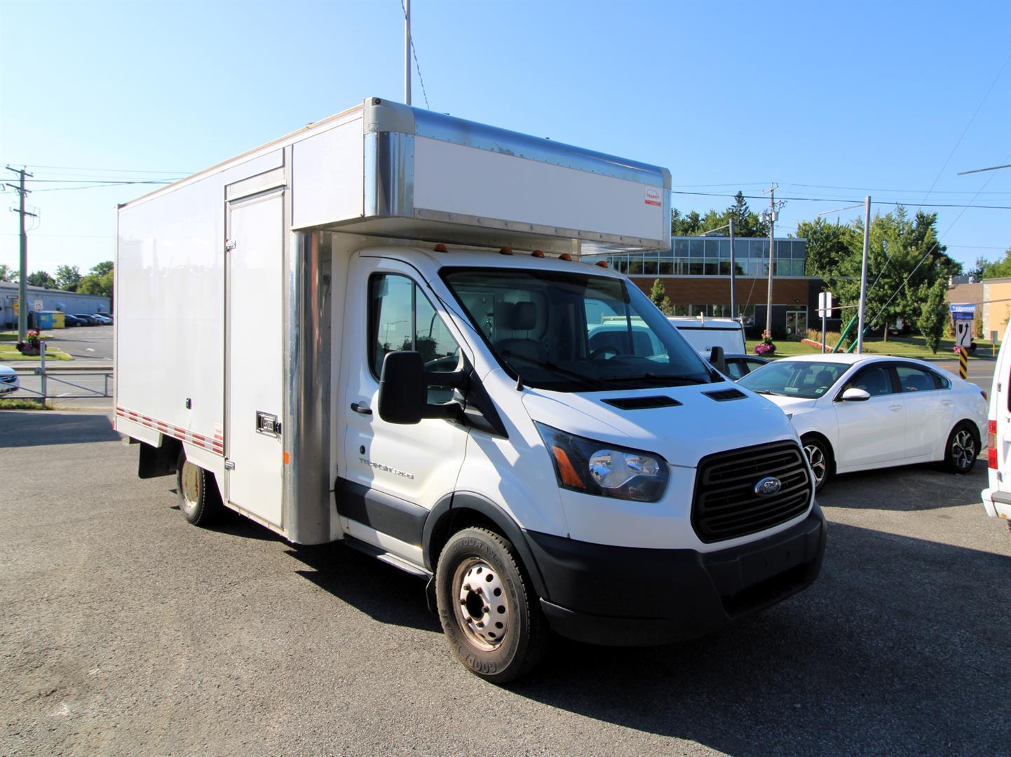 Ford Transit Cutaway 2019 - Image 1
