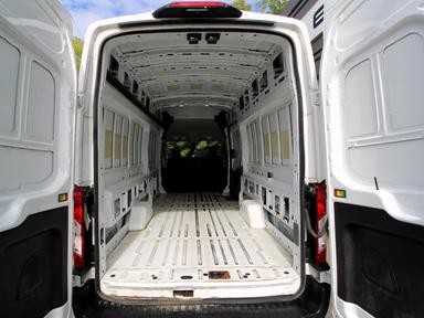 Ford Transit Cargo Van 2021 - Thumbnail 16