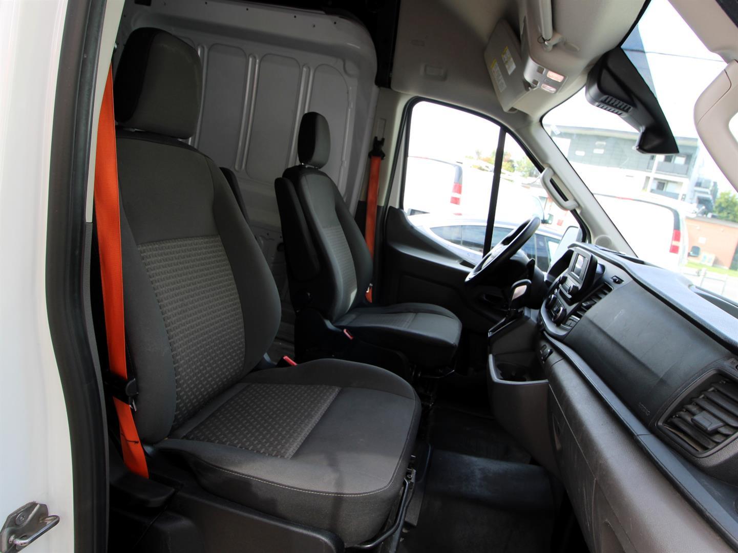 Ford Transit Cargo Van 2021 - Image 15