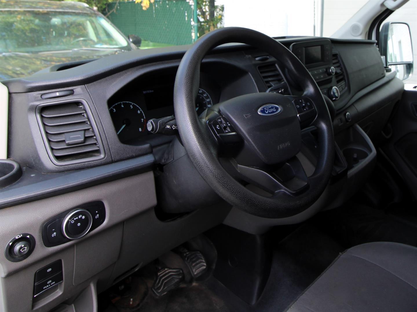 Ford Transit Cargo Van 2021 - Image 6