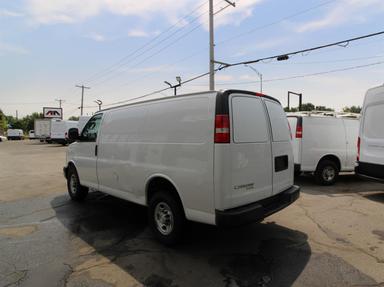 Chevrolet Express Cargo Van 2016 - Thumbnail 11