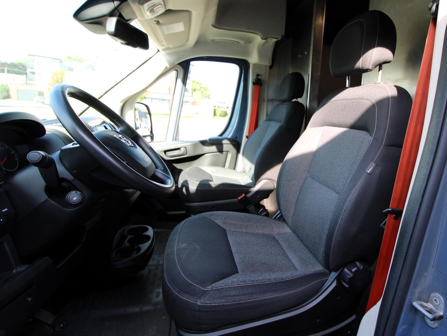 Ram ProMaster Cargo Van 2021 - Image 13