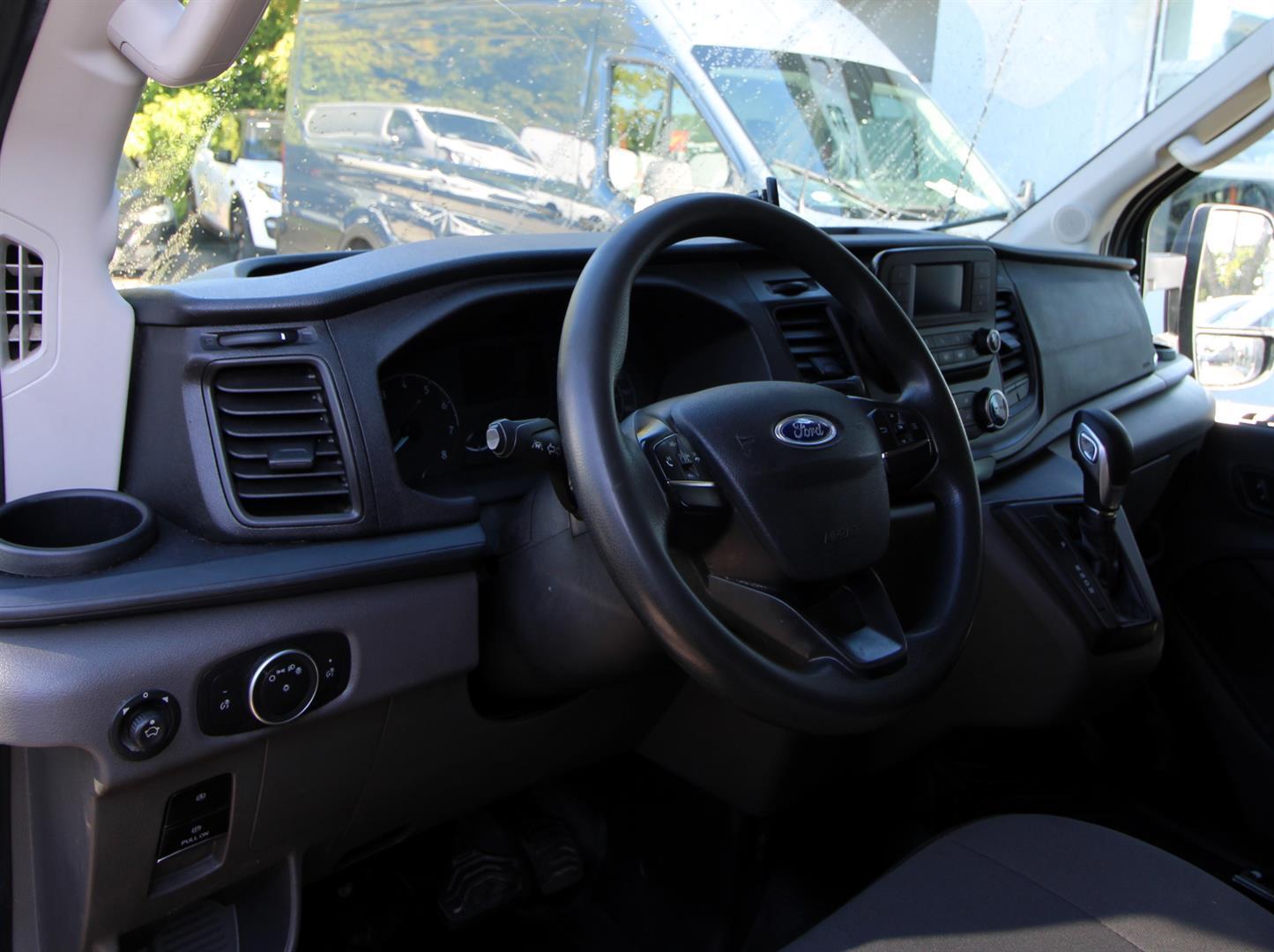 Ford Transit Cargo Van 2021 - Image 6