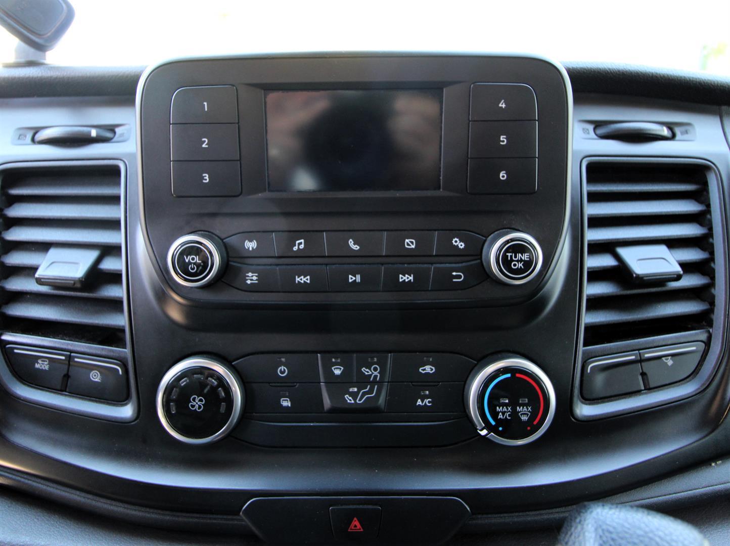 Ford Transit Cargo Van 2021 - Image 10