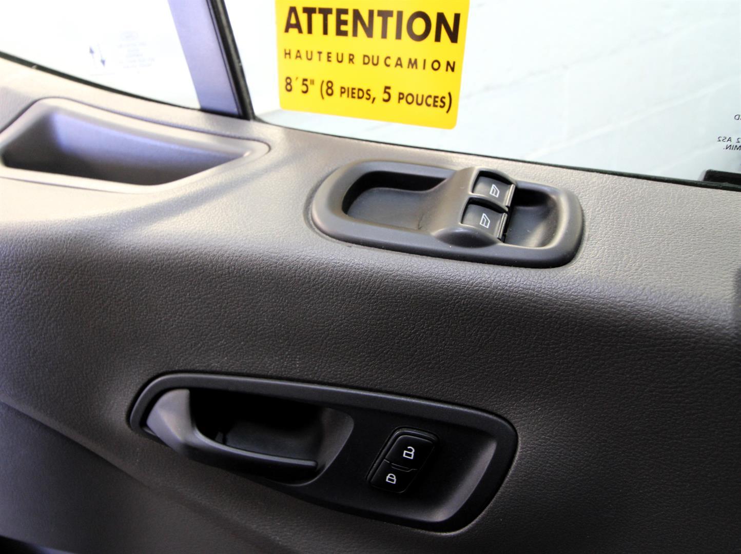 Ford Transit Passenger Wagon 2021 - Image 10