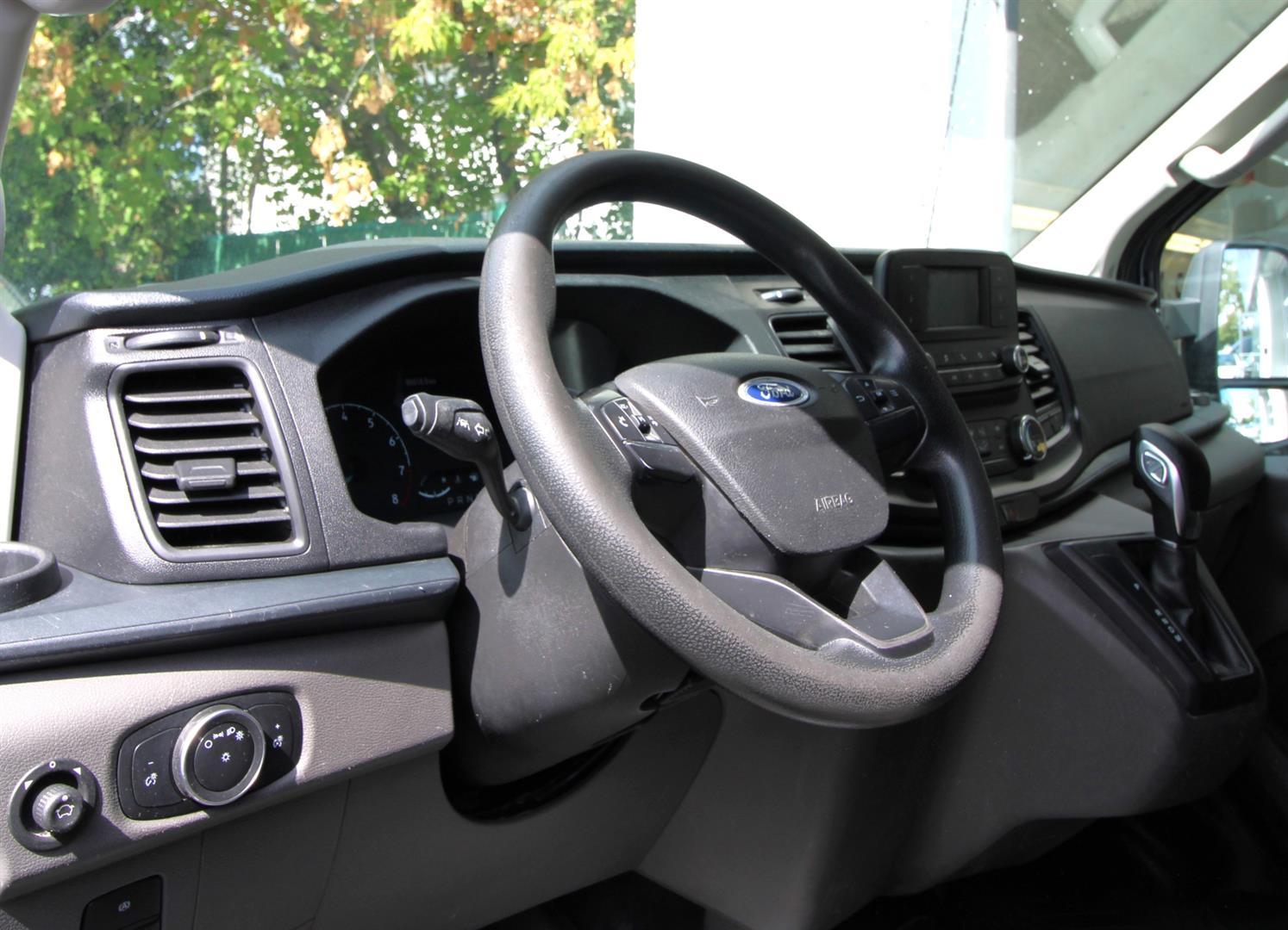 Ford Transit Cargo Van 2021 - Image 4