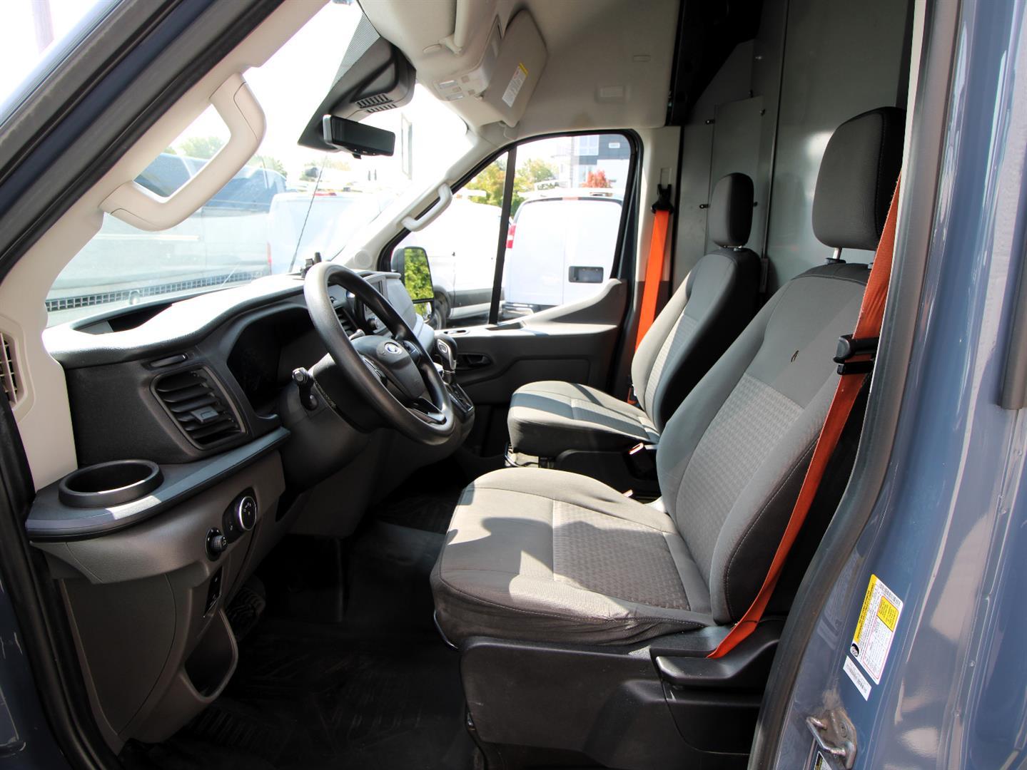 Ford Transit Cargo Van 2021 - Image 14
