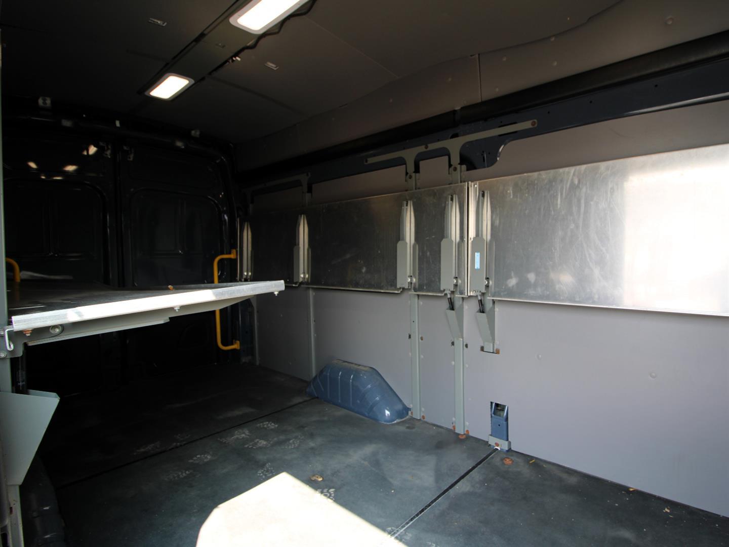 Ford Transit Cargo Van 2021 - Image 12