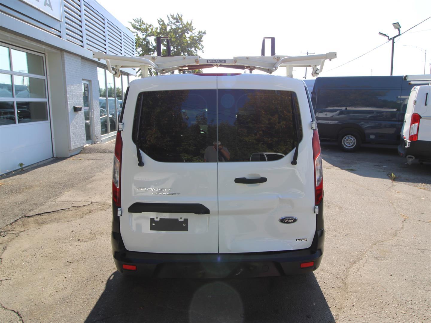 Ford Transit Connect Wagon 2020 - Image 15