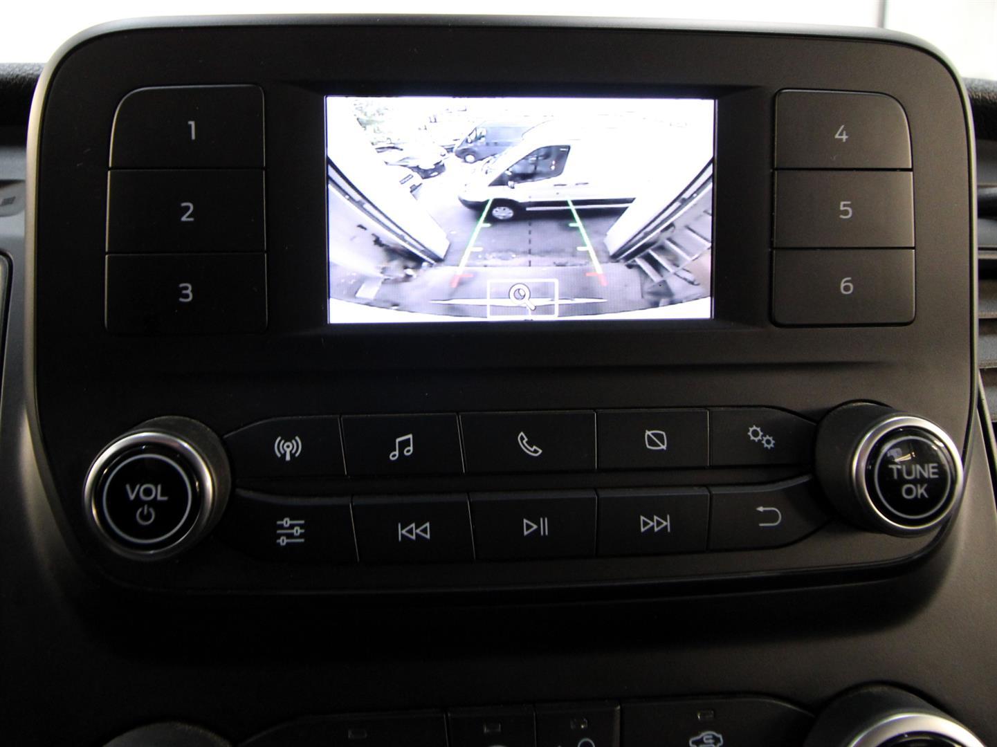 Ford Transit Passenger Wagon 2021 - Image 2