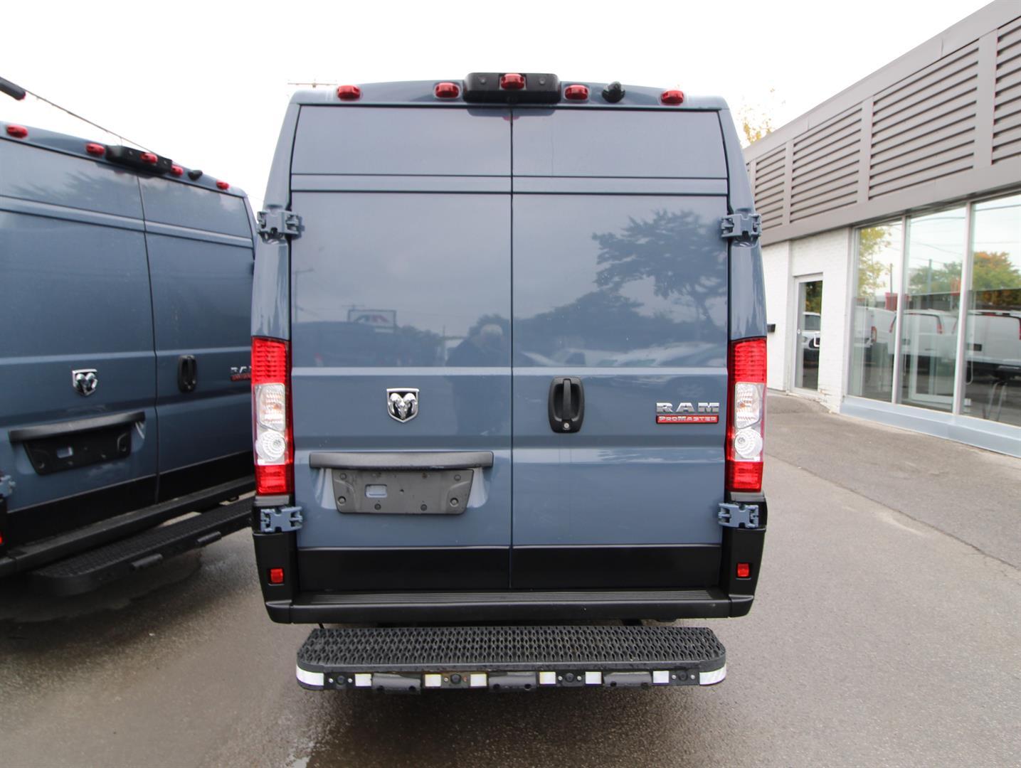 Ram ProMaster Cargo Van 2021 - Image 16