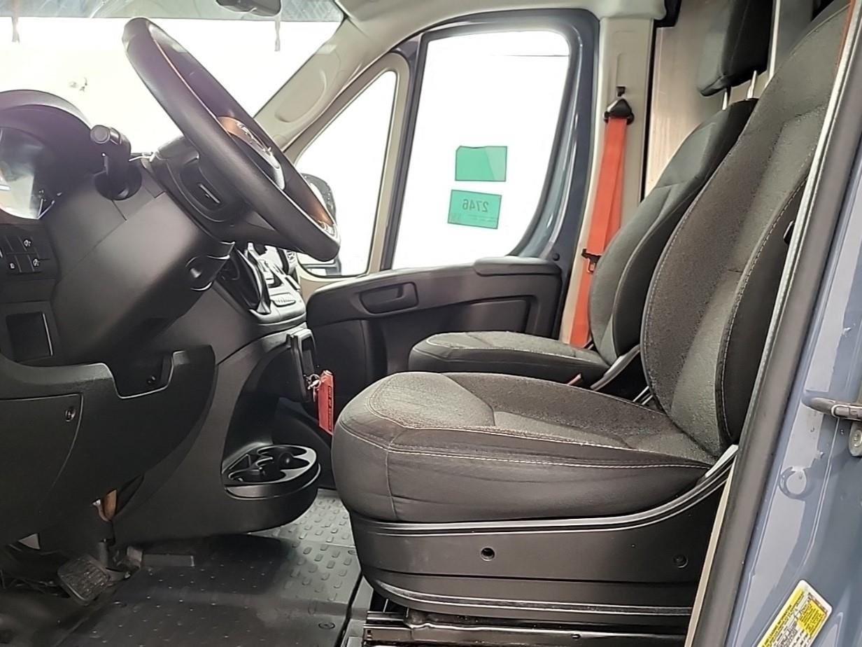 Ram ProMaster Cargo Van 2022 - Image 6