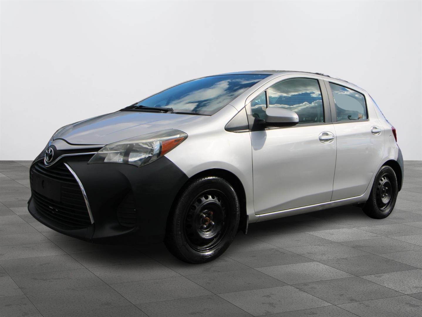 Toyota Yaris 2015 - Image 1