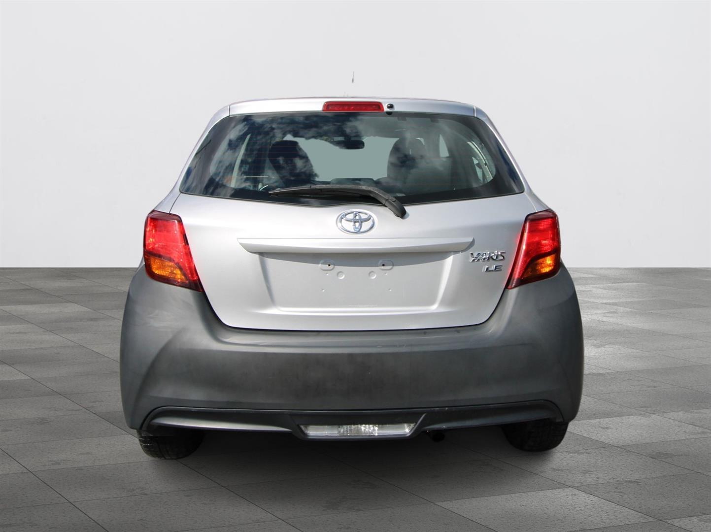 Toyota Yaris 2015 - Image 14