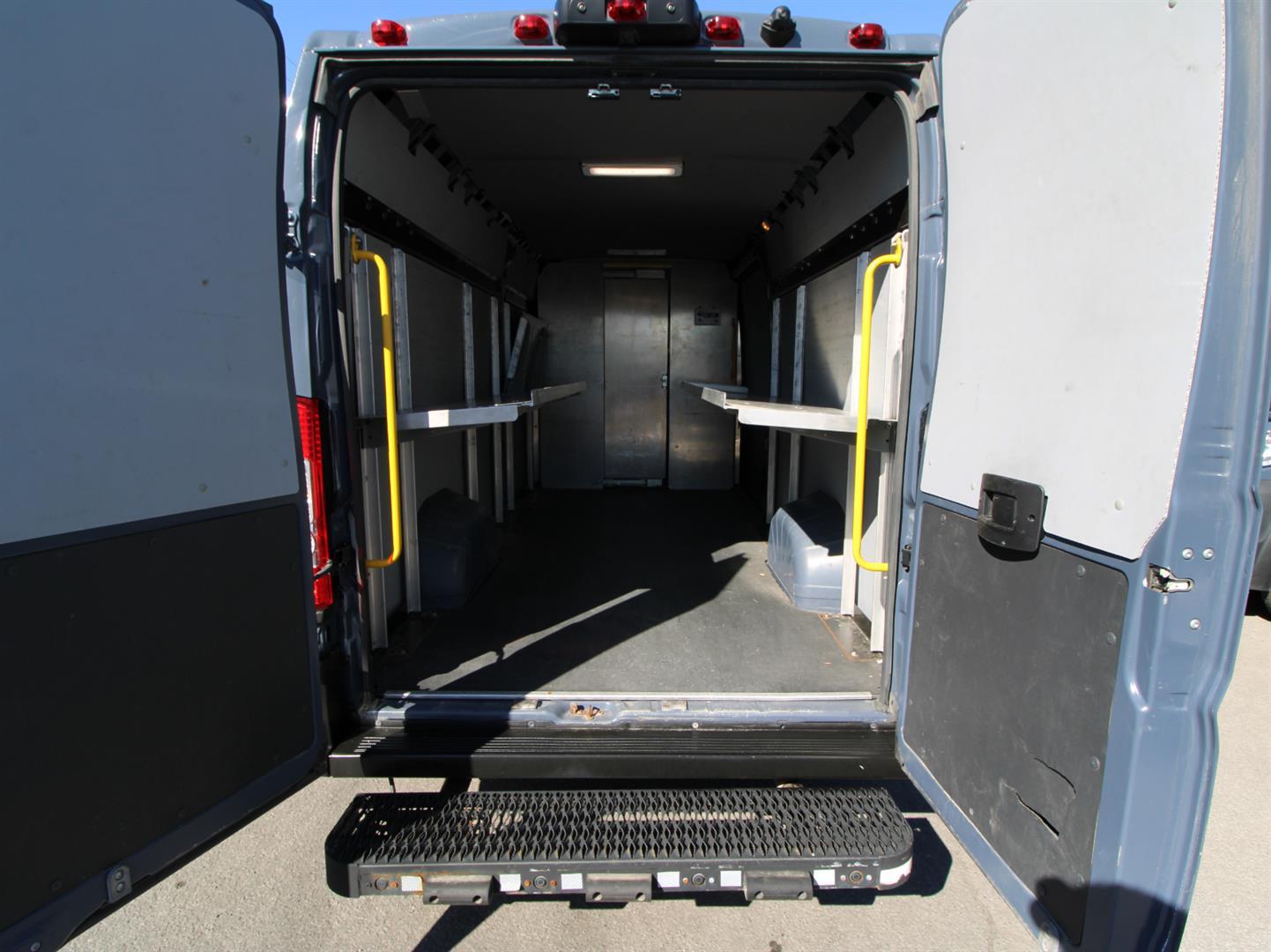 Ram ProMaster Cargo Van 2022 - Image 17