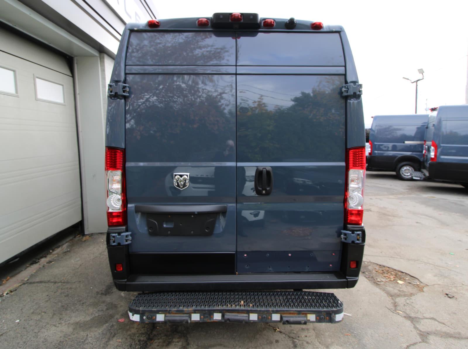 Ram ProMaster Cargo Van 2022 - Image 14