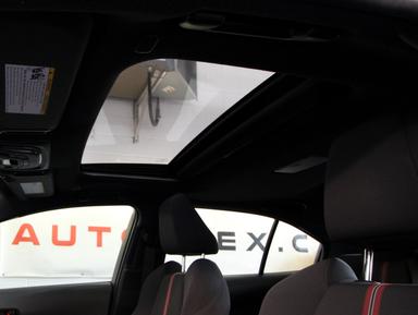 Toyota Corolla 2024 - Thumbnail 3