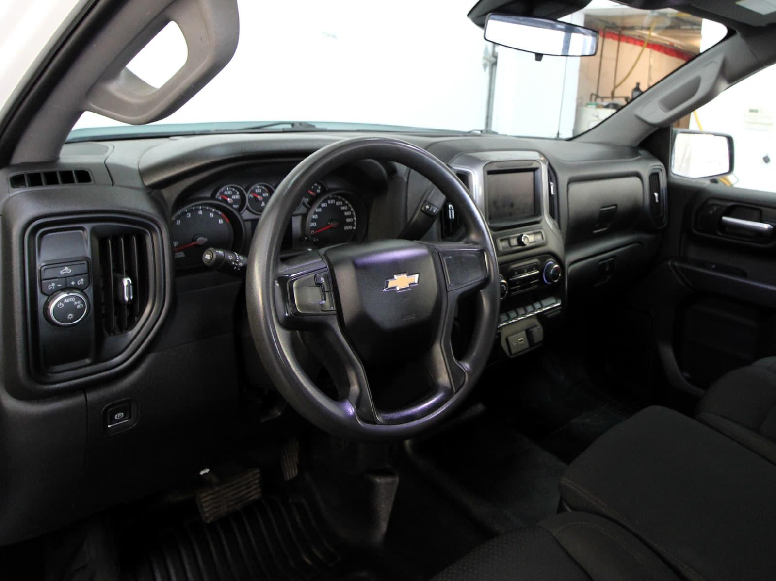 Chevrolet Silverado 1500 2022 - Image 8
