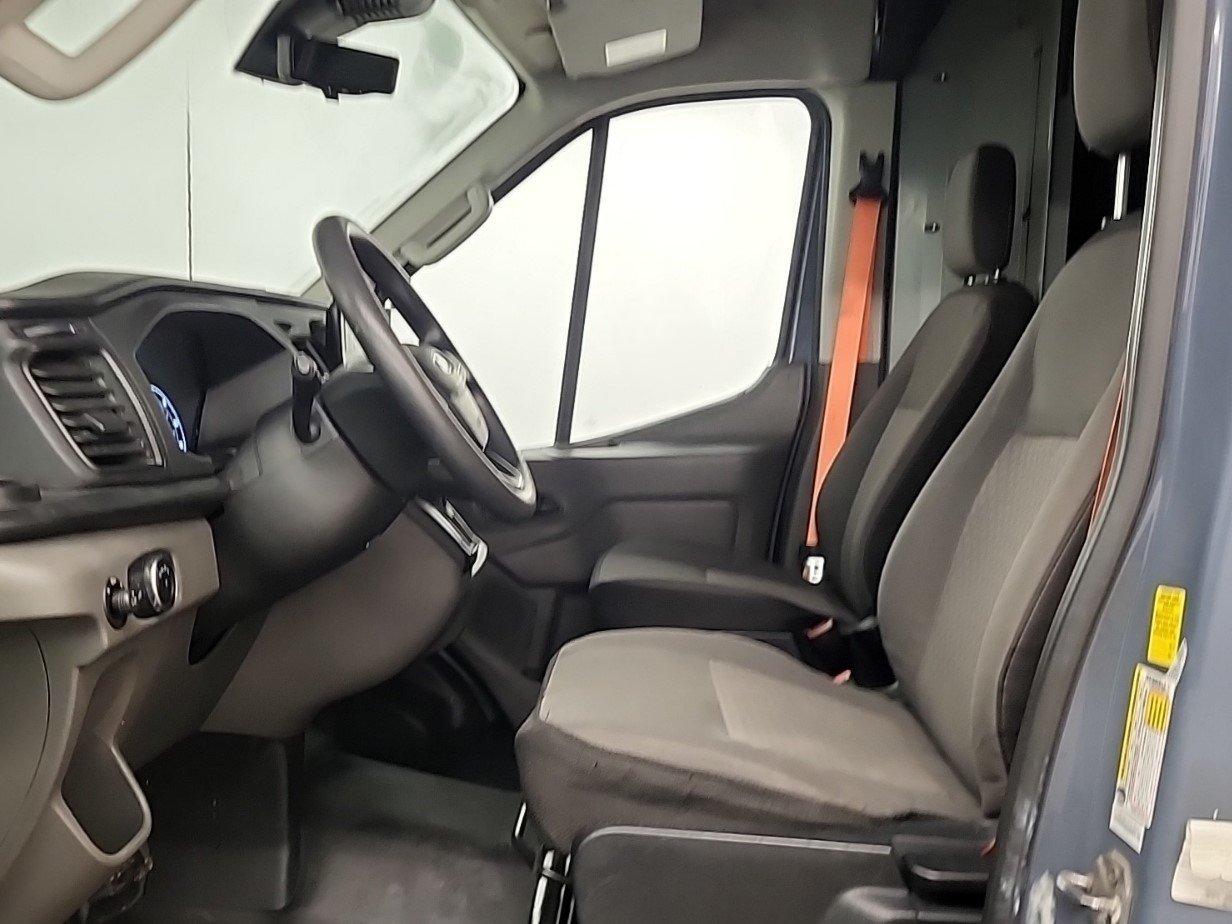 Ford Transit-250 Cargo Van 2020 - Image 6