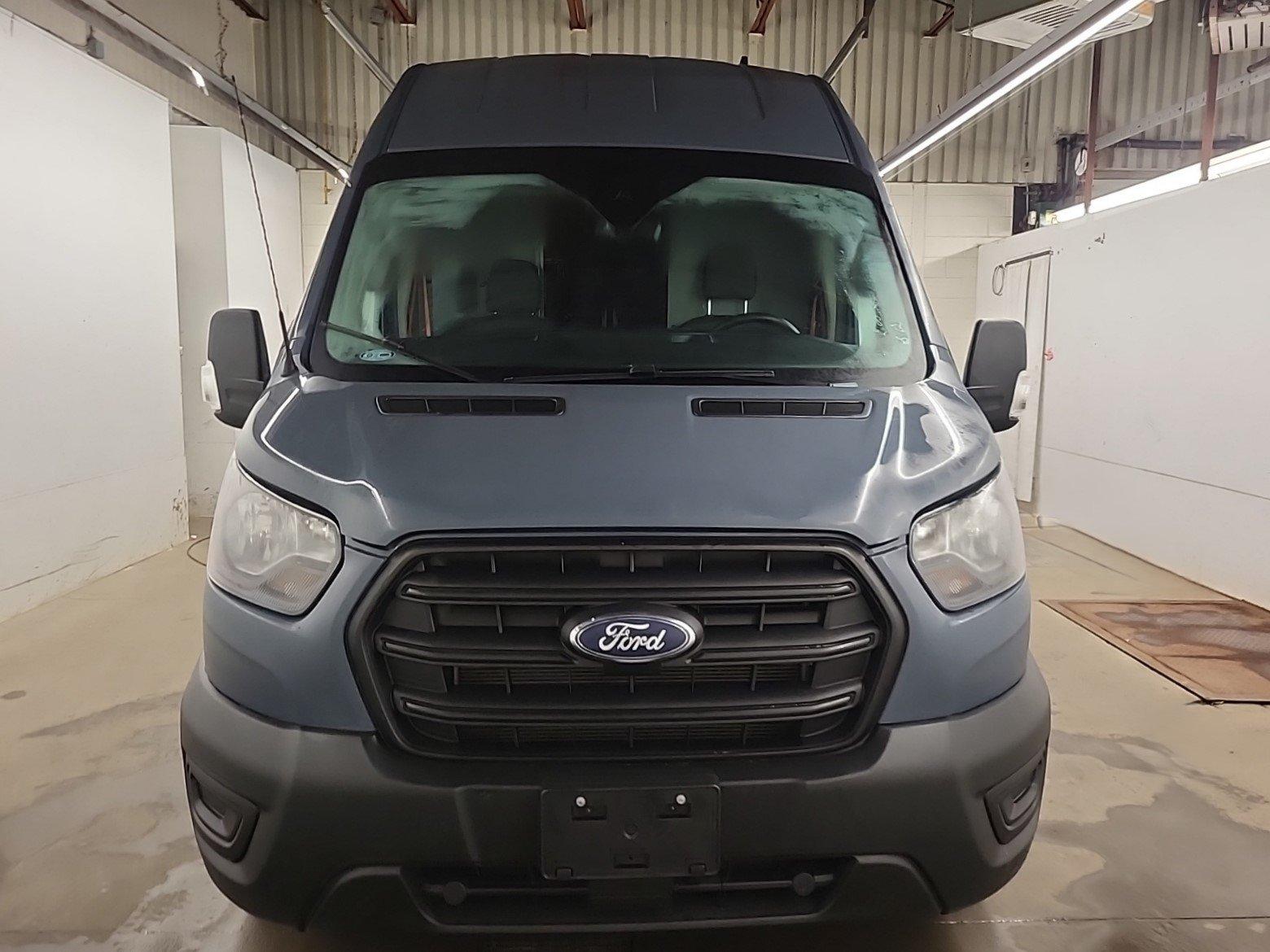 Ford Transit-250 Cargo Van 2020 - Image 7