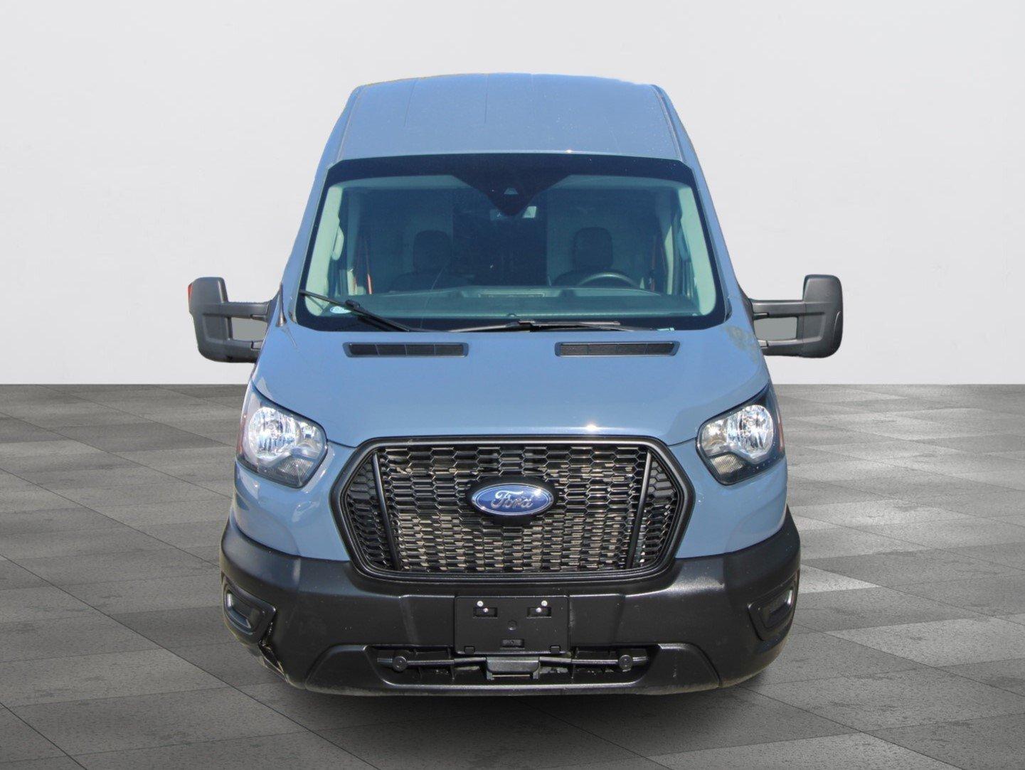 Ford Transit Cargo Van 2021 - Image 14