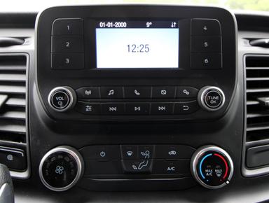 Ford Transit Cargo Van 2022 - Thumbnail 8