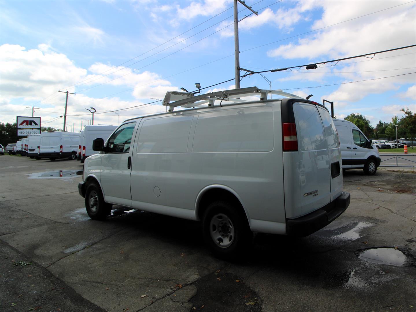Chevrolet Express Cargo 2014 - Image 11