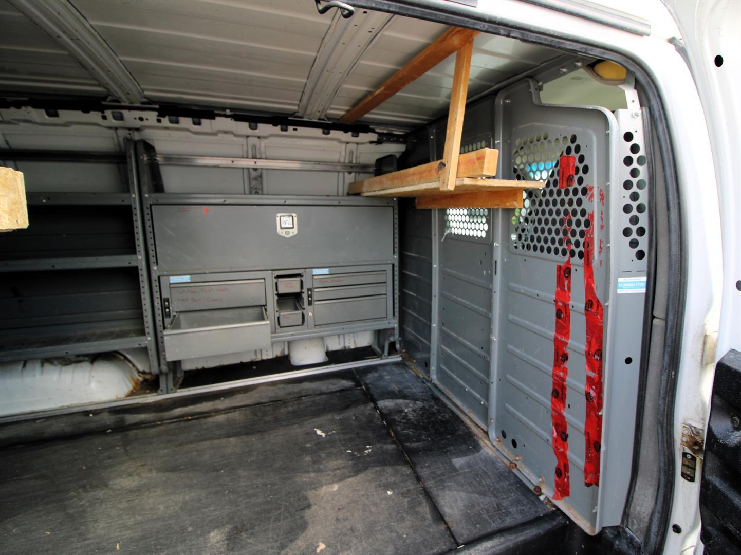 Chevrolet Express Cargo 2014 - Image 12