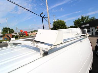 Gmc Savana Cargo Van 2018 - Thumbnail 4