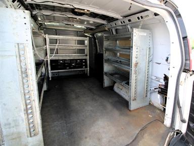 Gmc Savana Cargo Van 2018 - Thumbnail 14