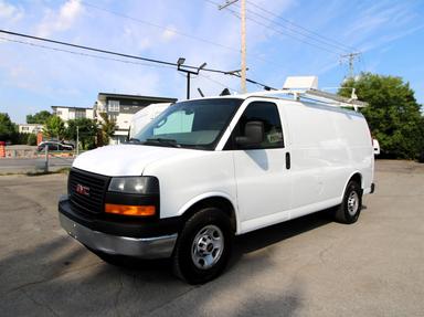 Gmc Savana Cargo Van 2018 - Thumbnail 3