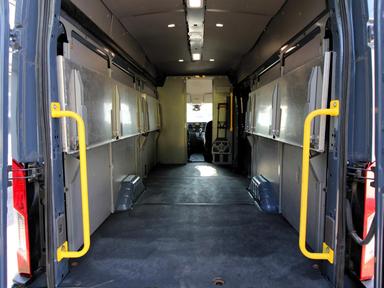 Ford Transit Cargo Van 2021 - Thumbnail 17