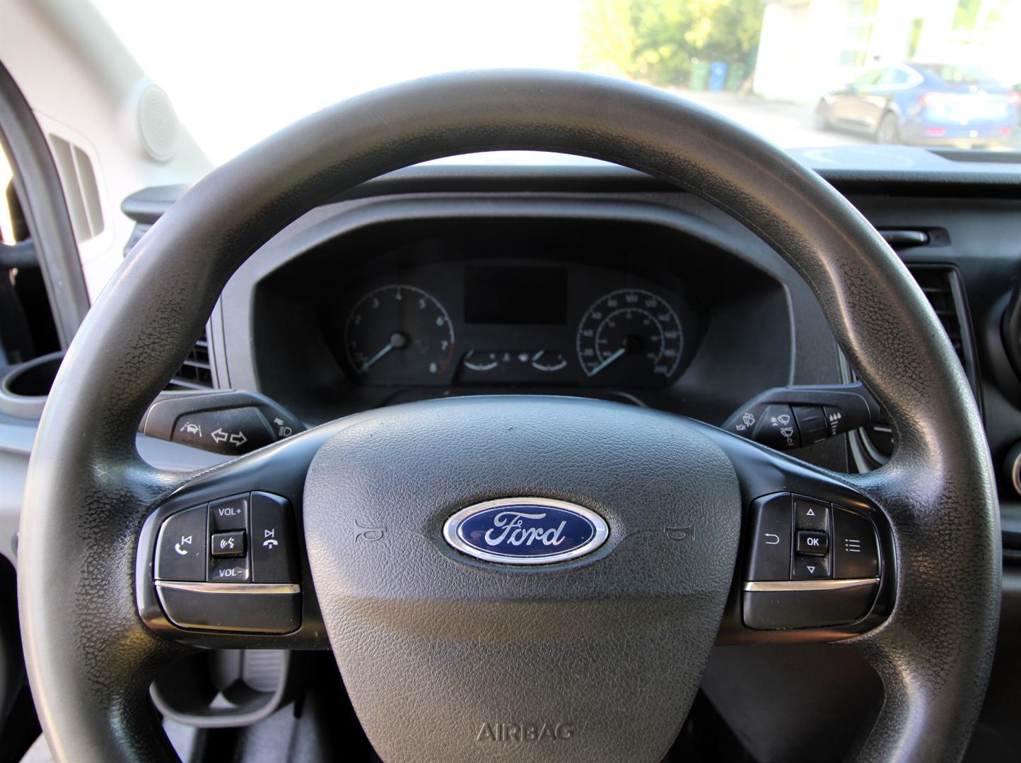 Ford Transit Cargo Van 2021 - Image 6