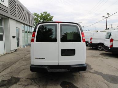 Chevrolet Express Cargo Van 2019 - Thumbnail 15
