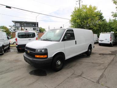 Chevrolet Express Cargo Van 2019 - Thumbnail 3