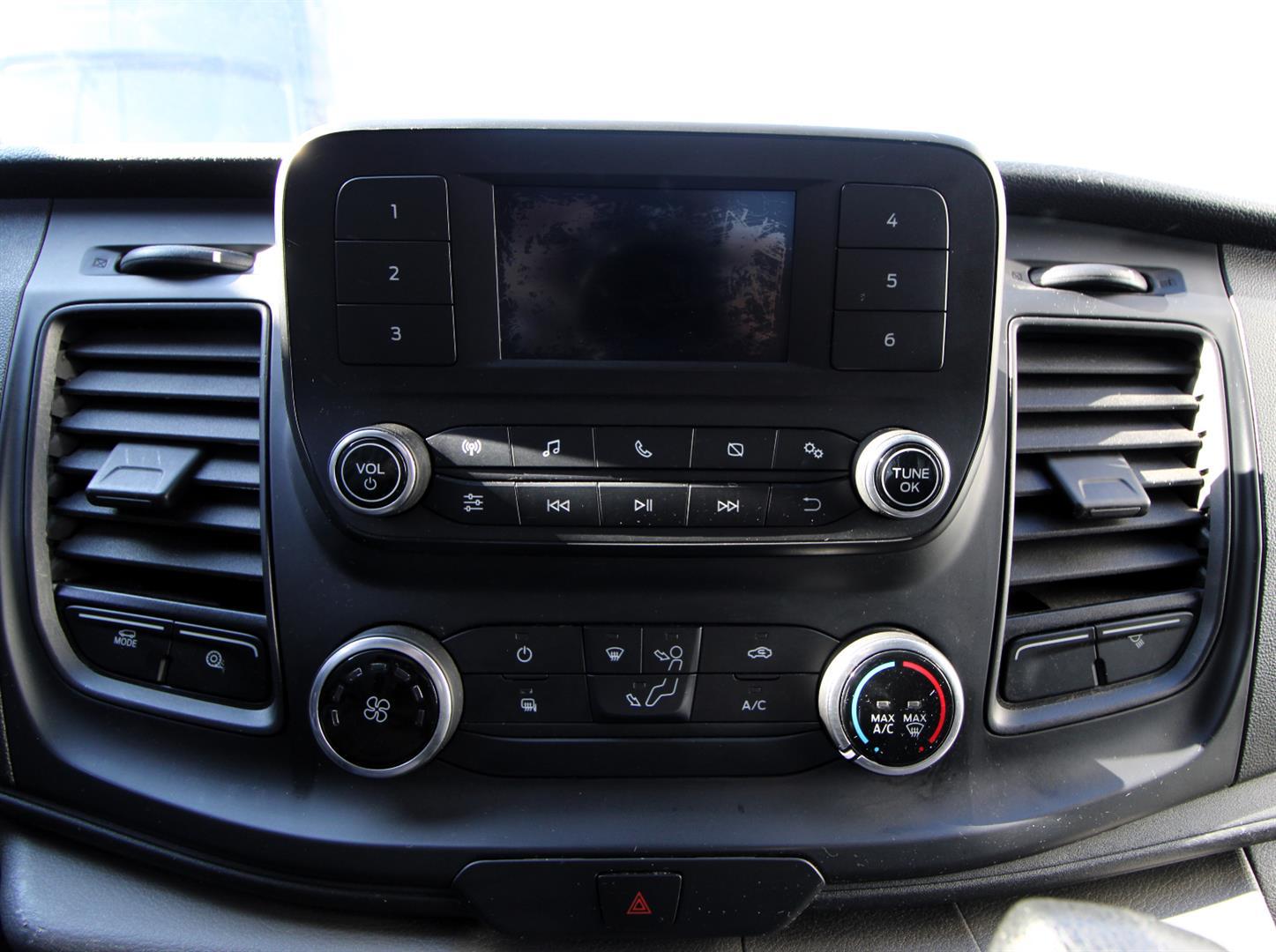 Ford Transit Cargo Van 2021 - Image 8