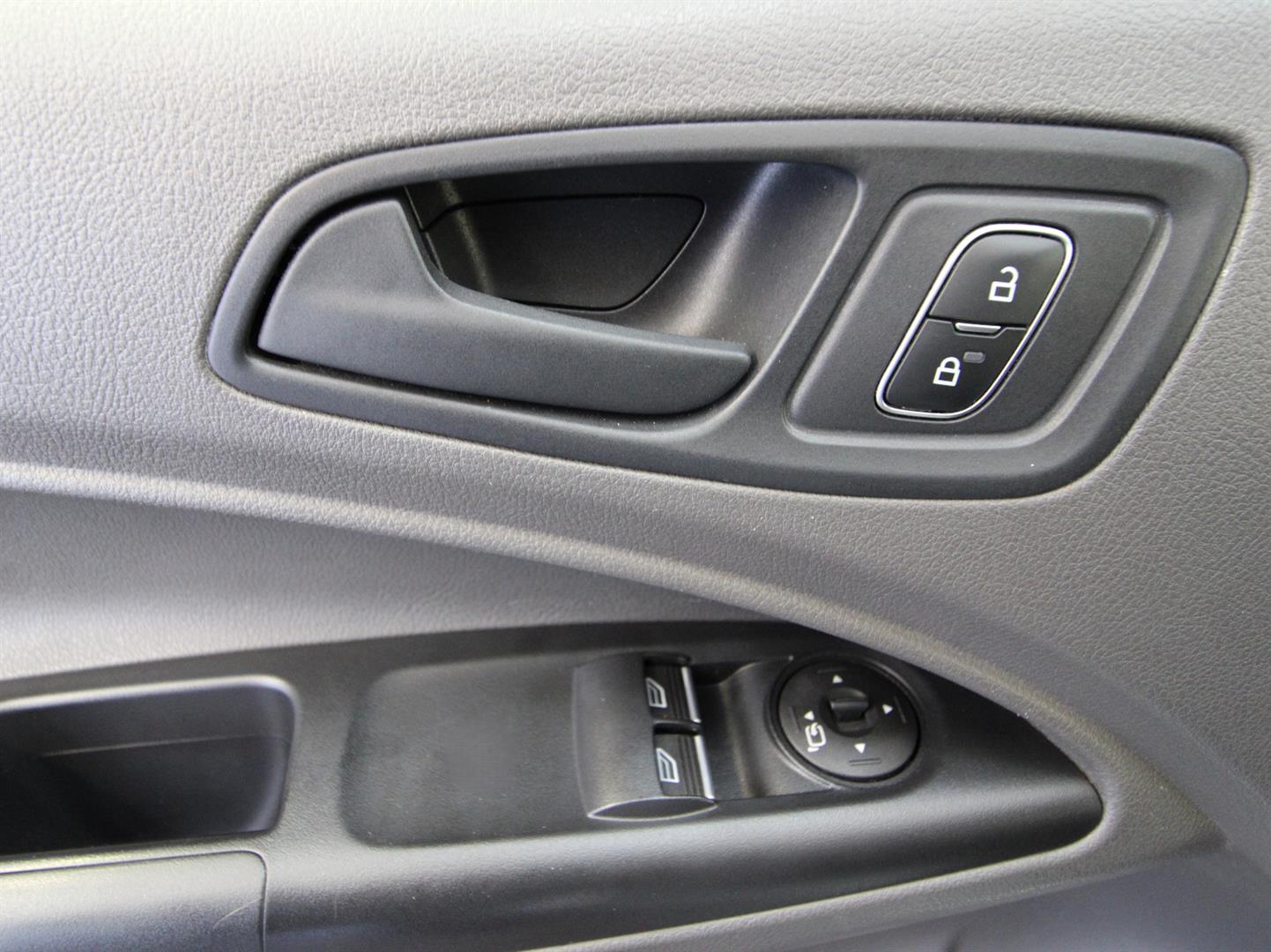 Ford Transit Connect Van 2020 - Image 12