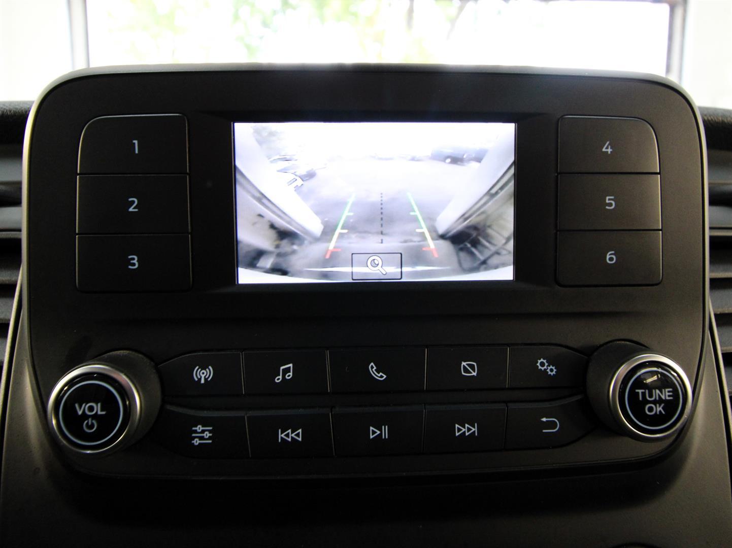 Ford Transit Wagon 2021 - Image 4