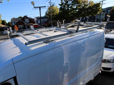 Ford Transit Cargo Van 2016 - Thumbnail 2