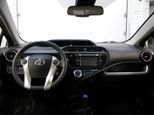 Toyota Prius c 2017 - Thumbnail 12