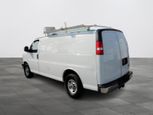 GMC Savana Cargo Van 2018 - Thumbnail 16