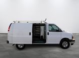 GMC Savana Cargo Van 2018 - Thumbnail 5