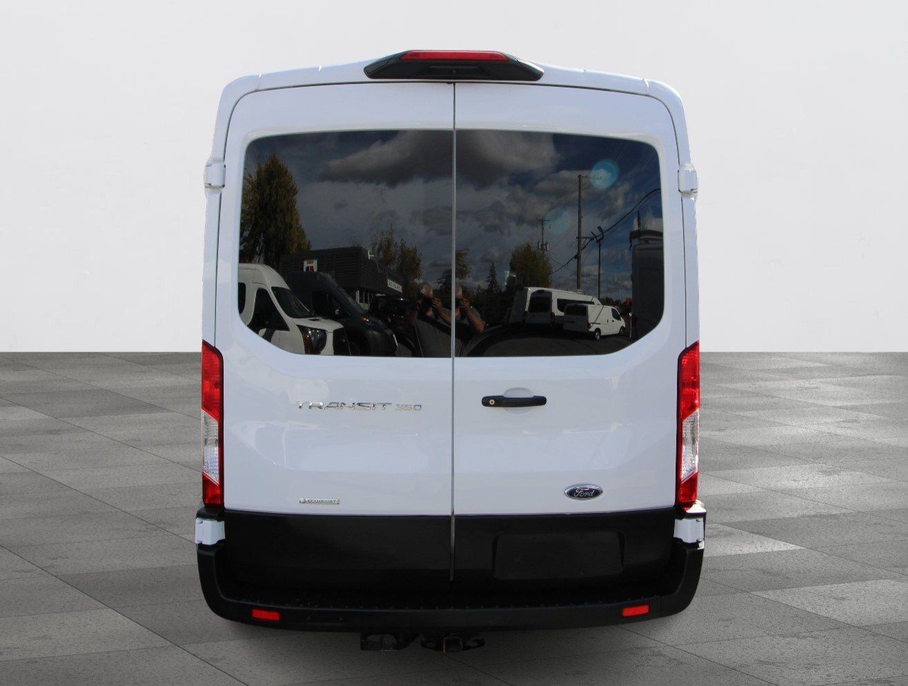 Ford Transit Passenger Wagon 2022 - Thumbnail 14