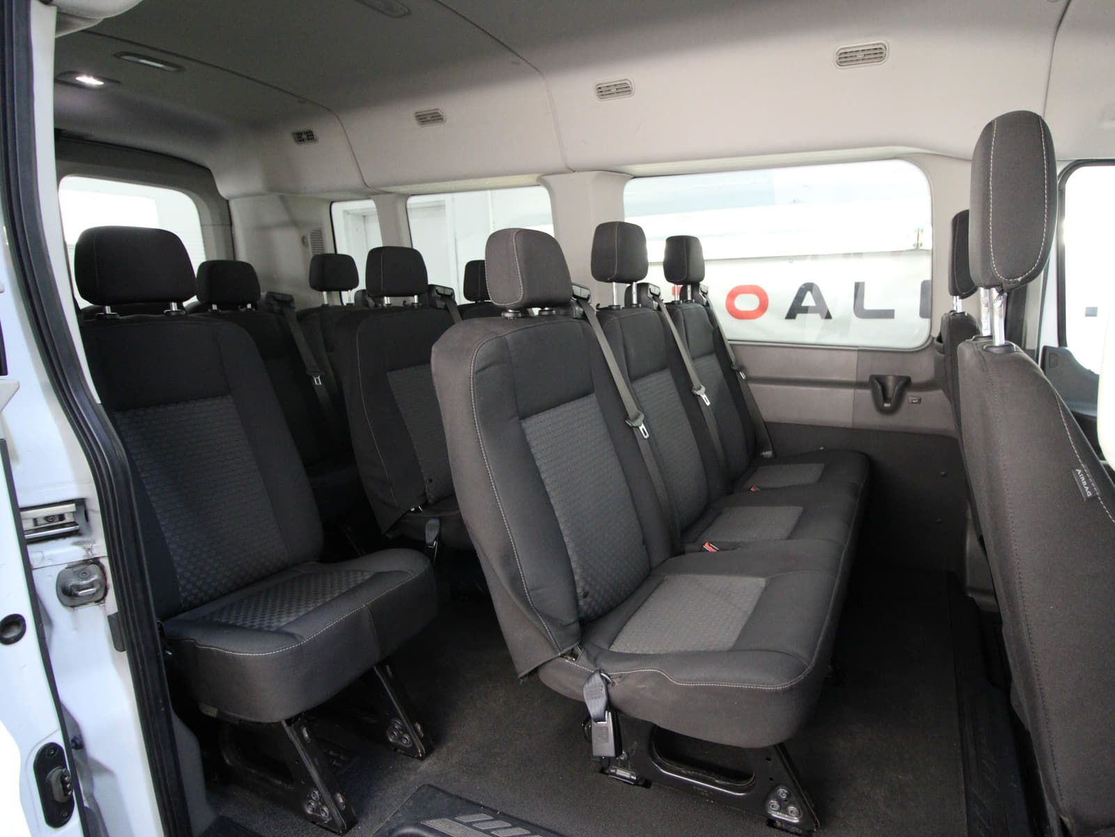 Ford Transit Passenger Wagon 2021 - Thumbnail 11