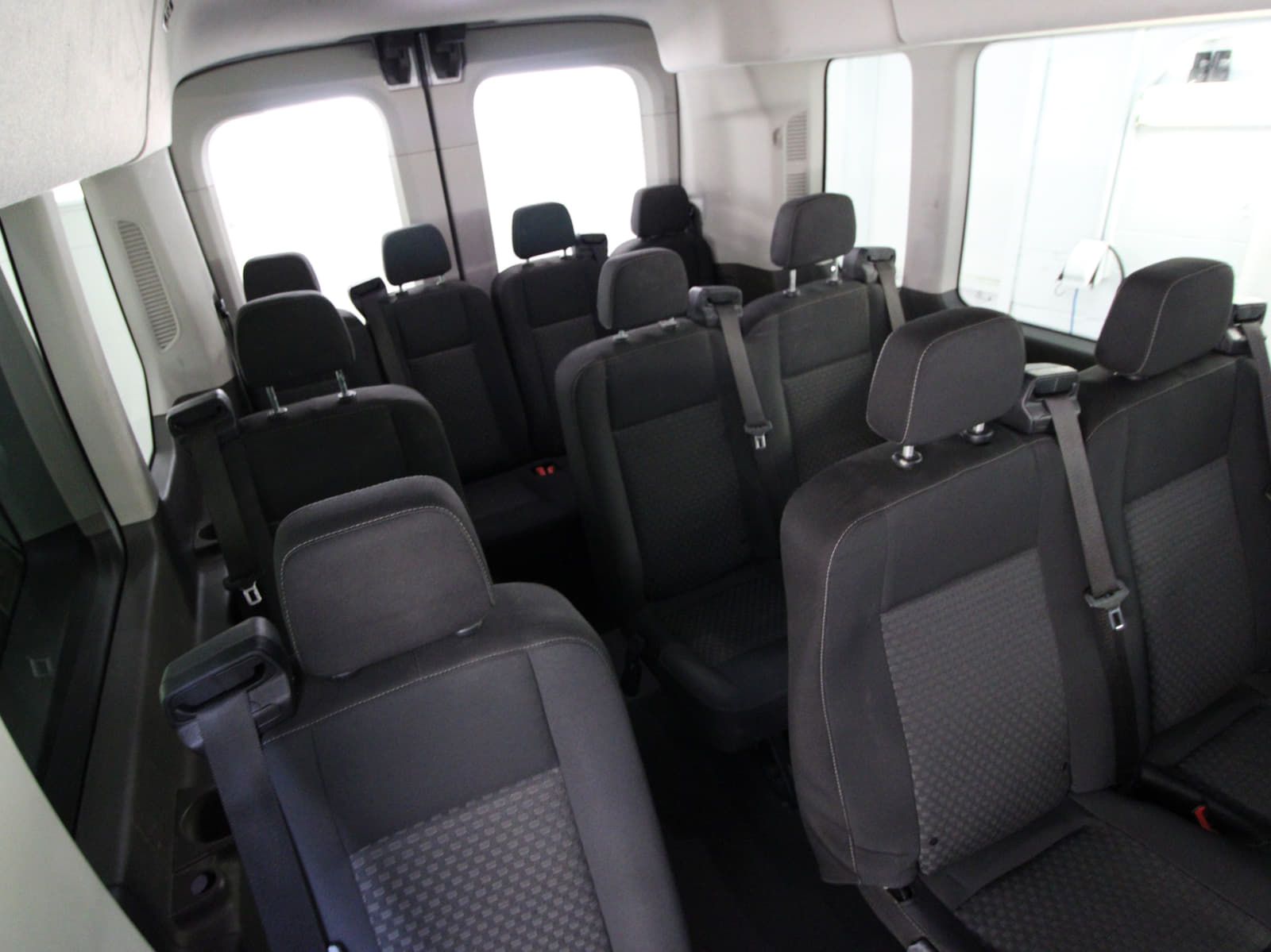 Ford Transit Passenger Wagon 2021 - Thumbnail 10