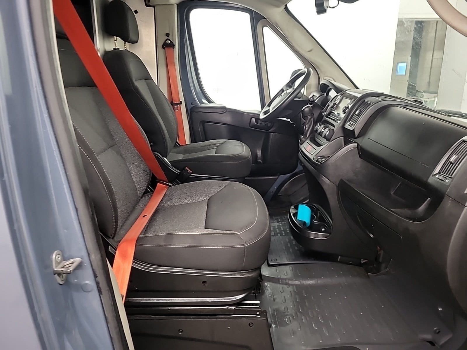 RAM ProMaster 3500 2021 - Thumbnail 11