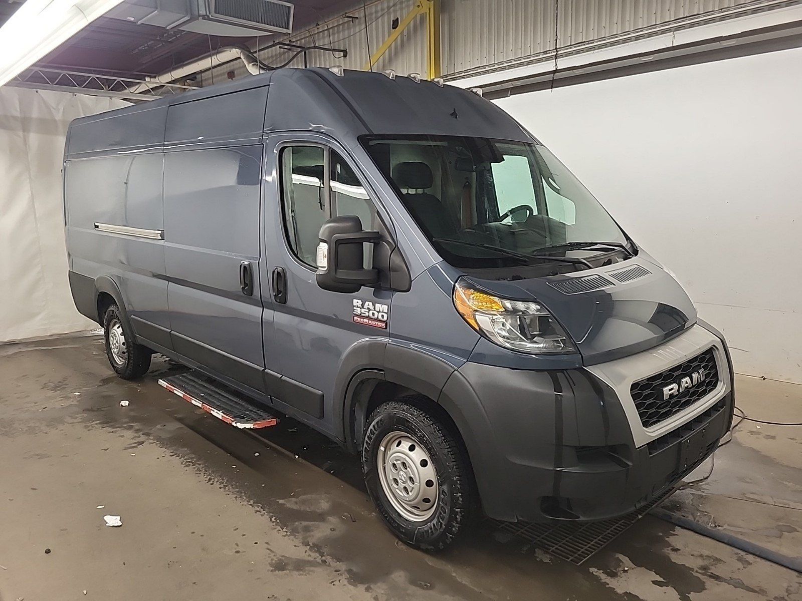 RAM ProMaster 3500 2021 - Thumbnail 1