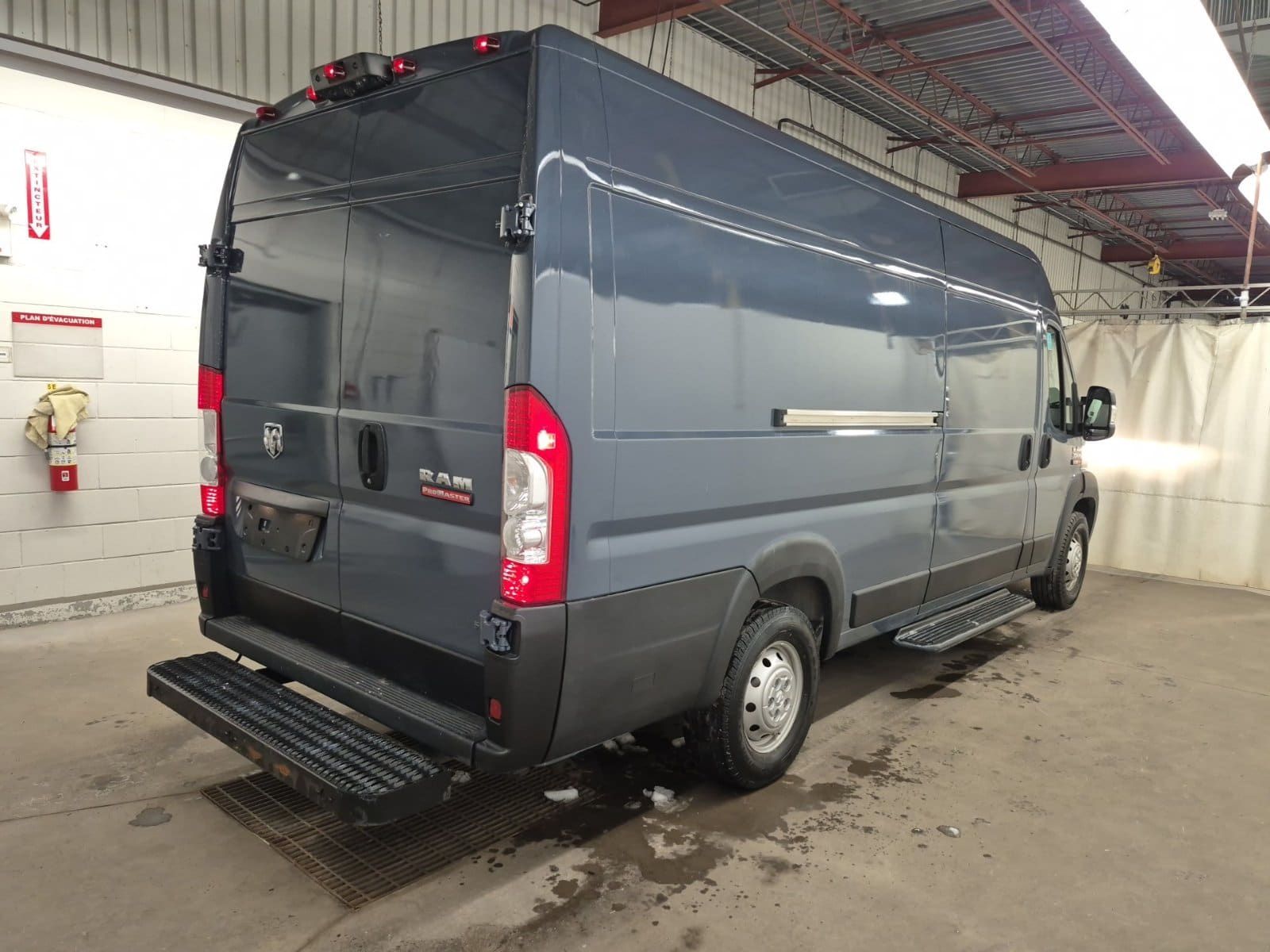 RAM ProMaster 3500 2020 - Thumbnail 3