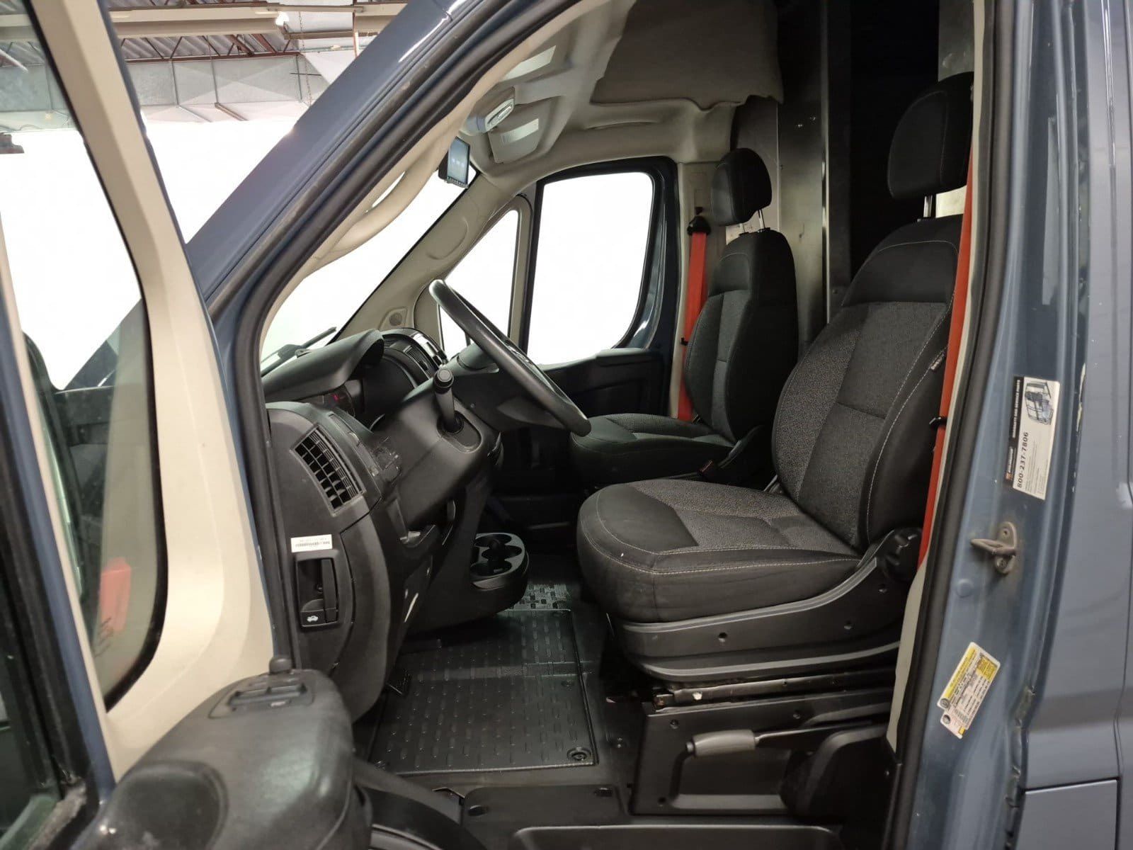 RAM ProMaster 3500 2020 - Thumbnail 8