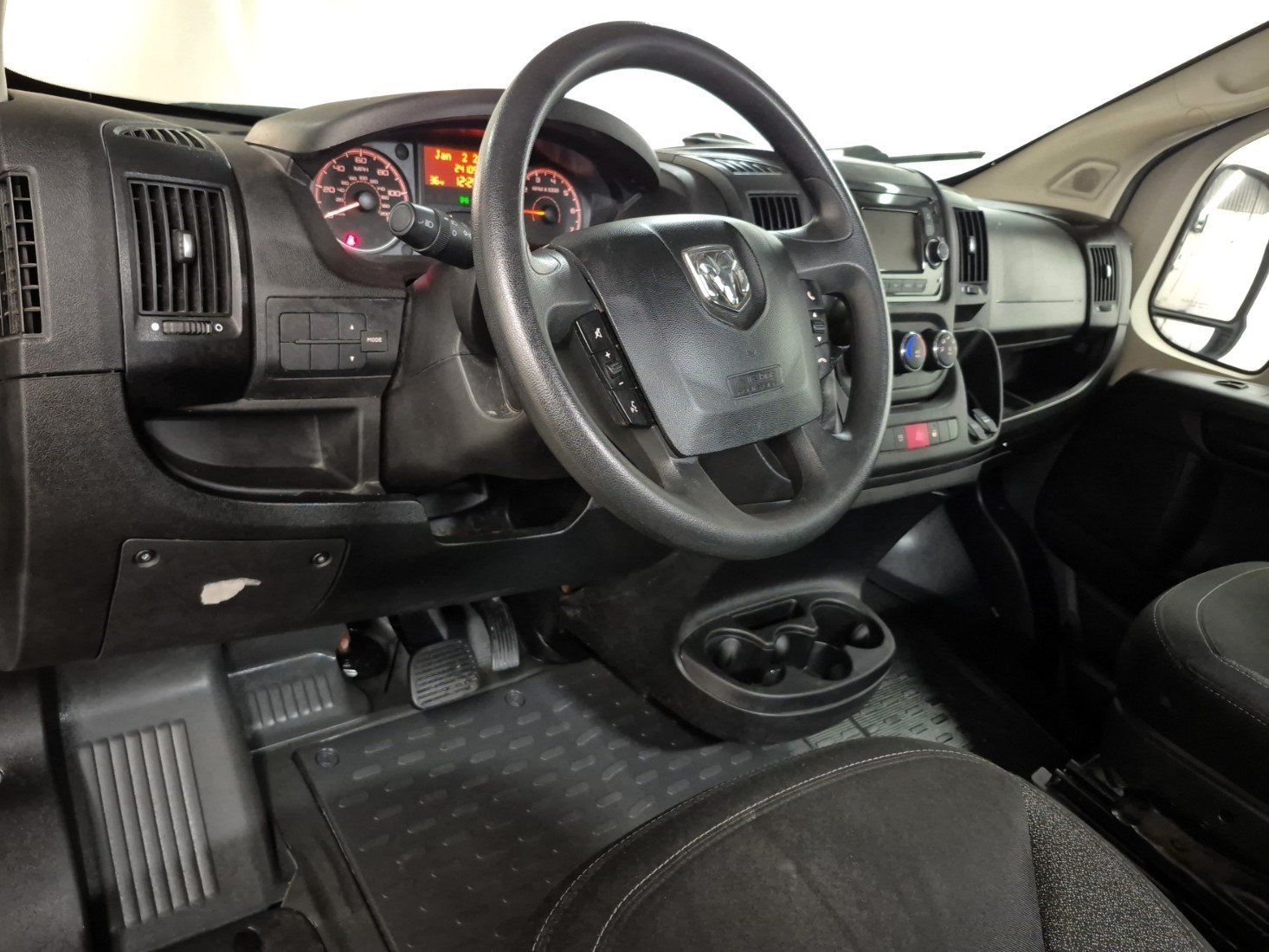 RAM ProMaster 3500 2020 - Thumbnail 2